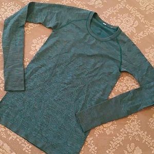 New Lululemon Run Swiftly Tee